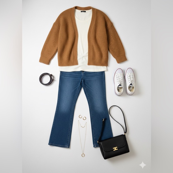 Torrid Super Soft Mid-Rise Skinny Crop Jeans — Size 18 - Picture 1 of 11